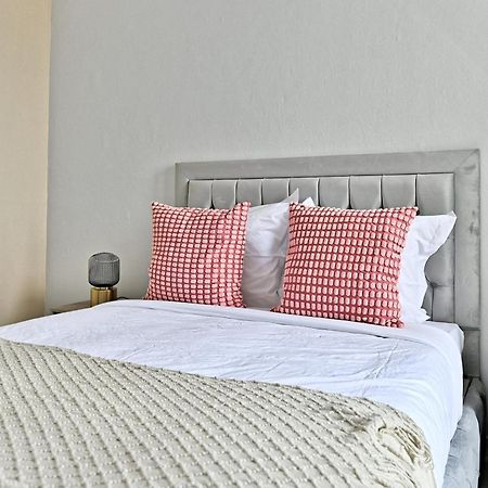 Appartement Paisible Et Moderne - Gagny Exteriér fotografie